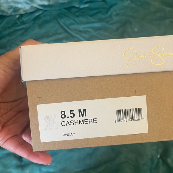 Perfect Heels - Picture 3 of 3